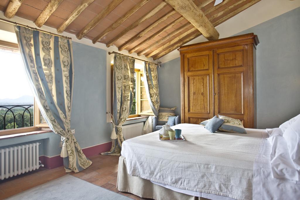 Bertolli Villas Matraia Quarto foto